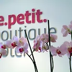 Le Petit Boutique (adults Only) 2*