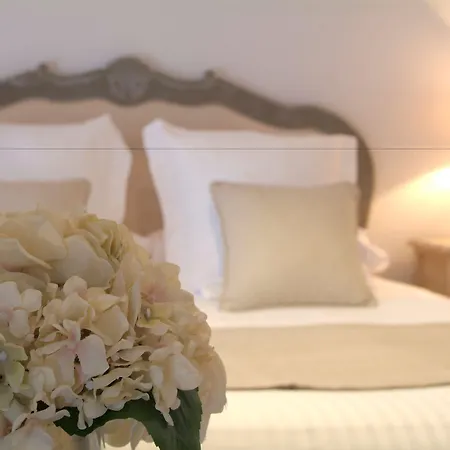 Le Petit Boutique Hotel 2*