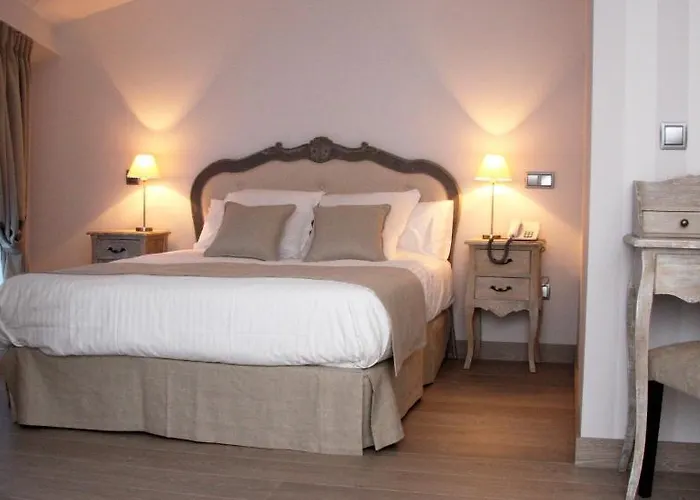 Le Petit Boutique (adults Only) מלון סנטנדר