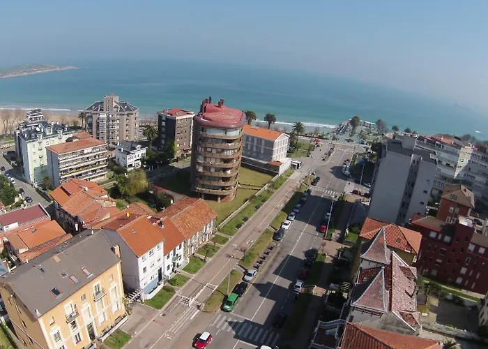 Le Petit Boutique (adults Only)